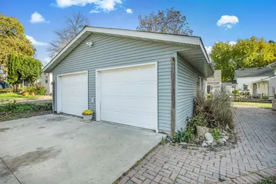 1224 Becker Avenue SW, Willmar, MN 56201 - Photo 5