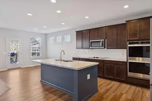 11756 Upper 31st St N, Lake Elmo, MN 55042 - Photo 9