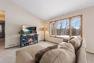 613 Ash Cir, Belle Plaine, MN 56011 - Photo 7