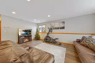 613 Ash Cir, Belle Plaine, MN 56011 - Photo 25