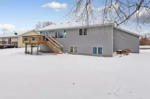 613 Ash Cir, Belle Plaine, MN 56011 - Photo 39