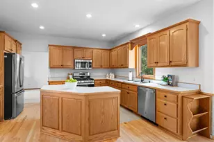 12737 Stoney Way, Eden Prairie, MN 55347 - Photo 19