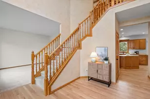 12737 Stoney Way, Eden Prairie, MN 55347 - Photo 9