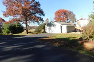 8175 Diane St, Circle Pines, MN 55014 - Photo 3