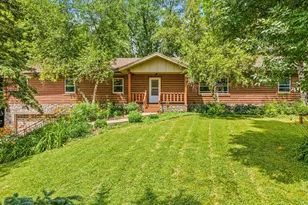 24800 Wiltsey Ln, Shorewood, MN 55331 - Photo 3