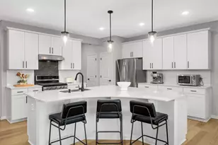 9616 4th St N, Lake Elmo, MN 55042 - Photo 3