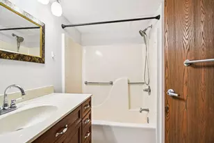 2601 Kenzie Terrace, Saint Anthony, MN 55418 - Photo 21
