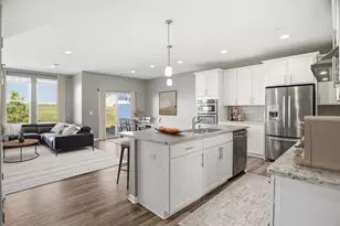 5581 Yucca Ln N, Plymouth, MN 55446 - Photo 3