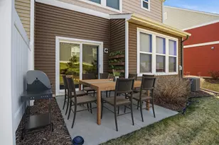 5581 Yucca Ln N, Plymouth, MN 55446 - Photo 15