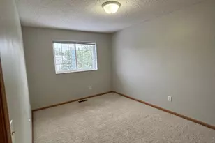 4770 Underwood Ln N, Plymouth, MN 55442 - Photo 15