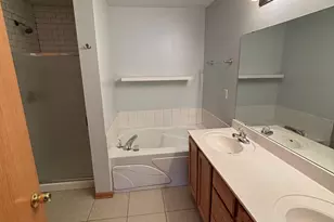 4770 Underwood Ln N, Plymouth, MN 55442 - Photo 11