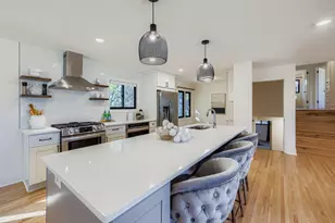 4909 Trillium Ln, Edina, MN 55435 - Photo 5