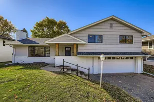 4909 Trillium Ln, Edina, MN 55435 - Photo 1