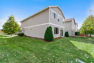 12484 Bataan St NE, Blaine, MN 55449 - Photo 27