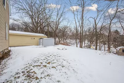 227 3rd Avenue NE, Faribault, MN 55021 - Photo 9