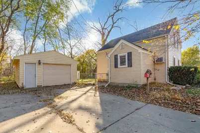 227 3rd Avenue NE, Faribault, MN 55021 - Photo 37