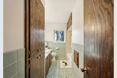 9141 N 35th Avenue N, Crystal, MN 55427 - Photo 11