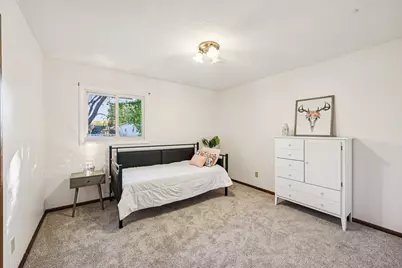 9141 N 35th Avenue N, Crystal, MN 55427 - Photo 19