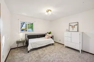 9141 N 35th Ave N, Crystal, MN 55427 - Photo 19