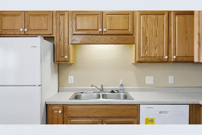 809 Dublin Court, Mankato, MN 56001 - Photo 9