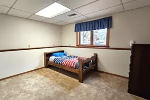 570 Jackson St SW, Hutchinson, MN 55350 - Photo 15