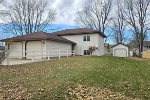 570 Jackson St SW, Hutchinson, MN 55350 - Photo 1