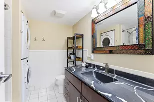 198 6th St E, Saint Paul, MN 55101 - Photo 17