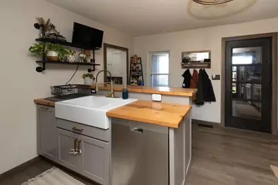 16121 County Road 4 SE, Lake Lillian, MN 56253 - Photo 11