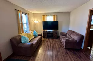 109 1st Ave NW, New London, MN 56273 - Photo 17