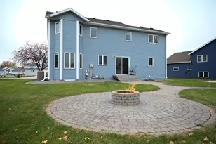 407 Kroshus Dr, Dilworth, MN 56529 - Photo 5