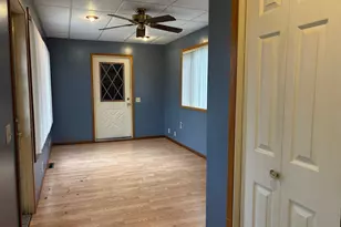 219 S 9th St, Montevideo, MN 56265 - Photo 11