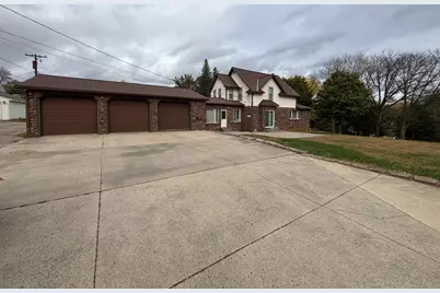 219 S 9th Street, Montevideo, MN 56265 - Photo 3