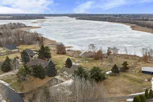 31883 Lakeway Dr NE, Cambridge, MN 55008 - Photo 7