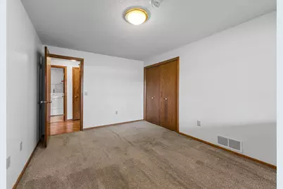 31883 Lakeway Drive NE, Cambridge, MN 55008 - Photo 69