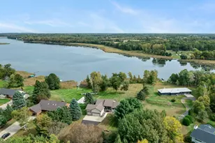 31883 Lakeway Dr NE, Cambridge, MN 55008 - Photo 5