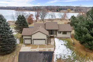 31883 Lakeway Dr NE, Cambridge, MN 55008 - Photo 1
