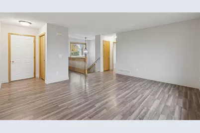 110 Summerfield Drive, Waverly, MN 55390 - Photo 3