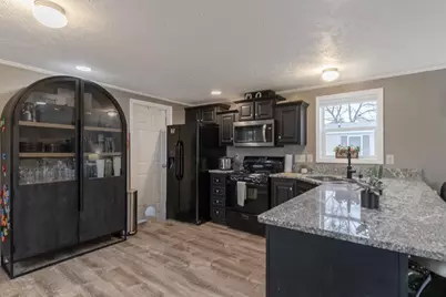 111 Newton Street, Mankato, MN 56001 - Photo 9