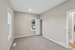 4201 1st Ave S, Minneapolis, MN 55409 - Photo 11