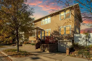 808 W 28th St, Minneapolis, MN 55408 - Photo 1