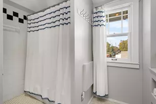 808 W 28th St, Minneapolis, MN 55408 - Photo 29