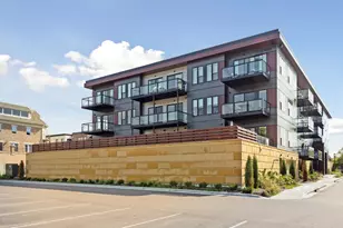 253 Lake Street E, Wayzata, MN 55391 - Photo 53