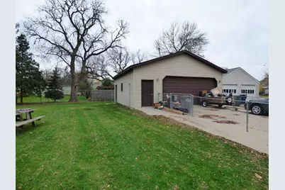 1209 2nd Avenue S, Moorhead, MN 56560 - Photo 3