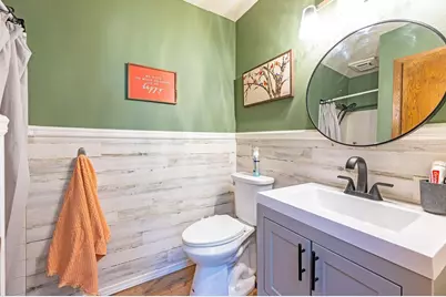 302 N Manyaska Street, Sherburn, MN 56171 - Photo 15