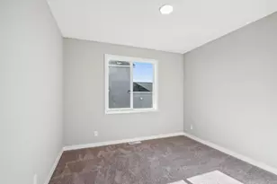 3149 Seminary Dr, New Brighton, MN 55112 - Photo 9