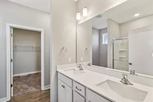 3149 Seminary Dr, New Brighton, MN 55112 - Photo 11