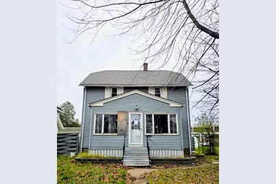 2023 6th Avenue E, Hibbing, MN 55746 - Photo 1