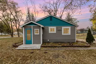 11044 5th St NE, Blaine, MN 55434 - Photo 1