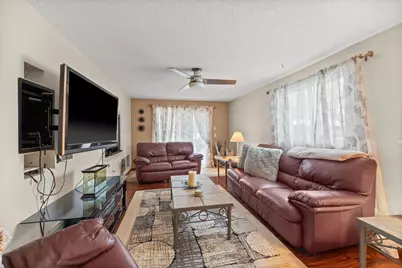 200 Griffin Avenue NE, Hutchinson, MN 55350 - Photo 9