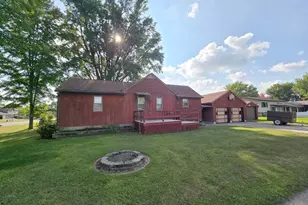 103 Hazelwood Ave, New Ulm, MN 56073 - Photo 3